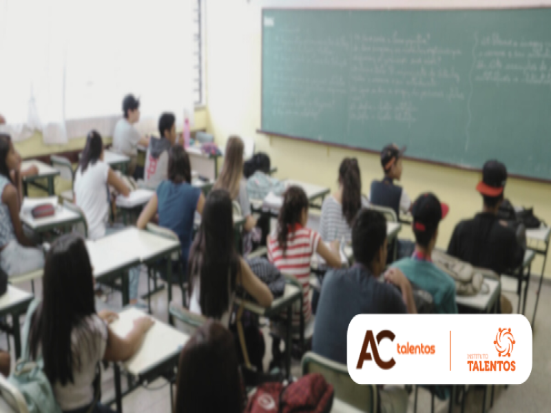 Escolas devem prever estágio no plano pedagógico, alertam Associações Comerciais